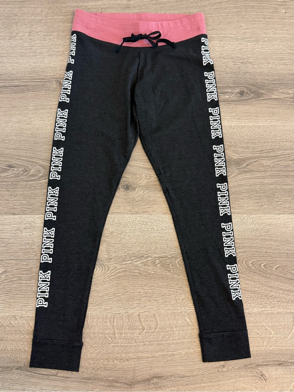 Victoria’s Secret PINK Yoga Leggings Women’s M Gray Pink Logo Drawstring
